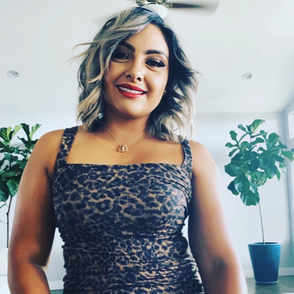 Meet your Posher, Rebeca